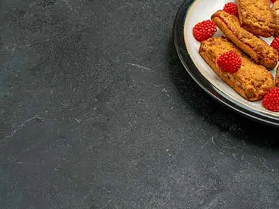 black-countertop